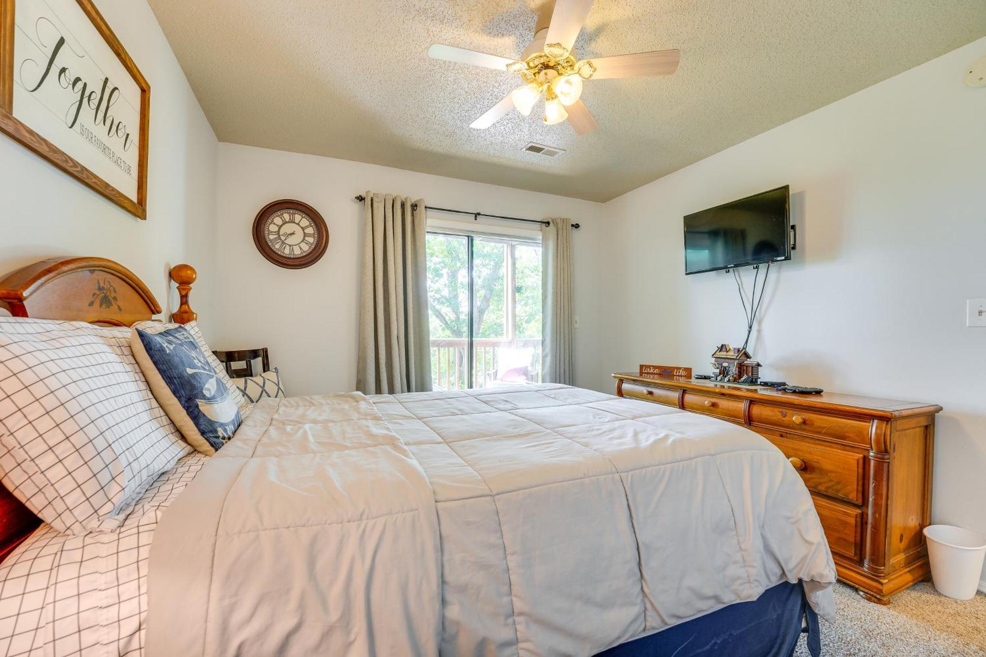Reed Springs Condo With Furnished Deck And Pool Access Reeds Spring Kültér fotó