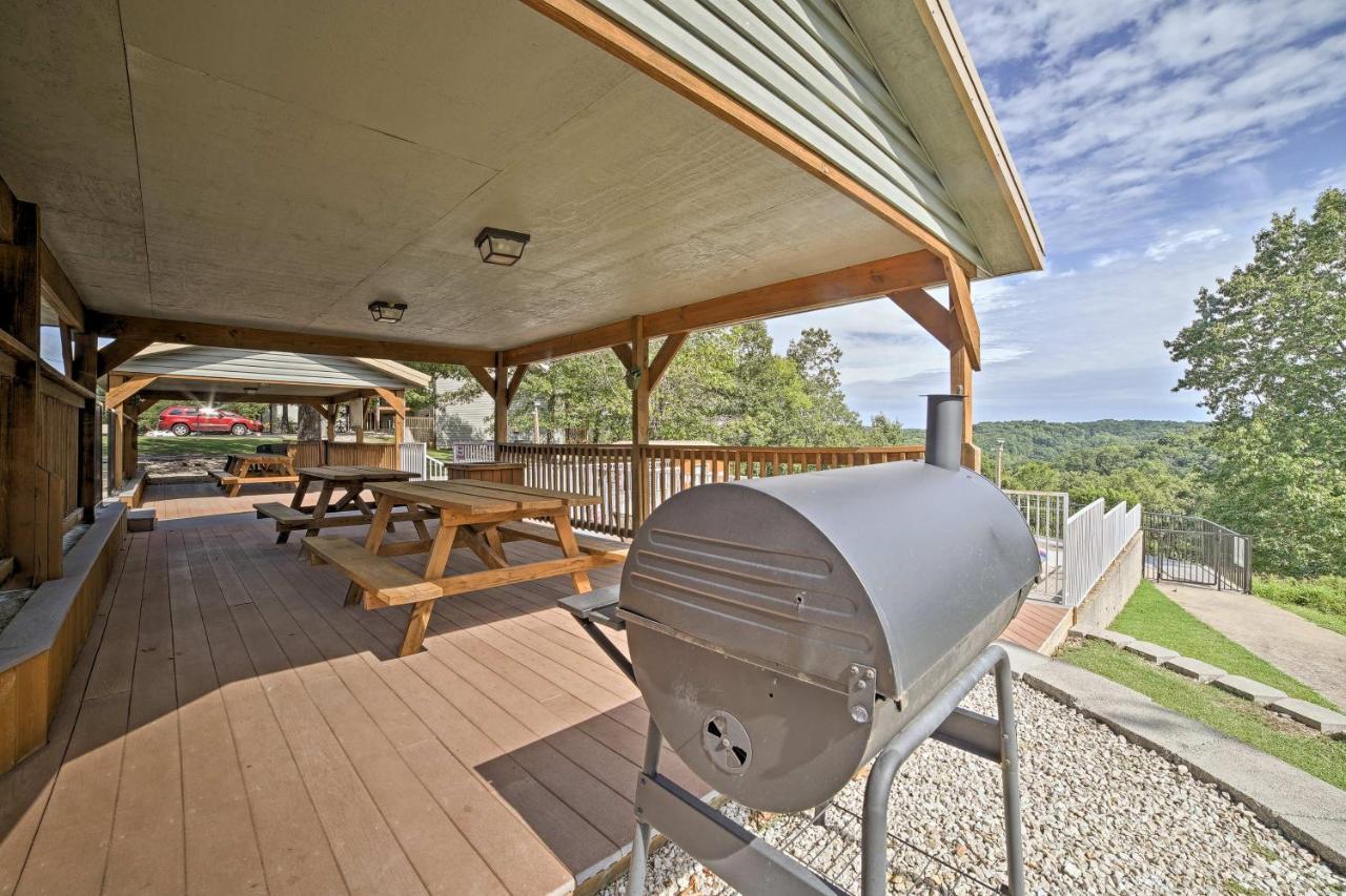 Reed Springs Condo With Furnished Deck And Pool Access Reeds Spring Kültér fotó